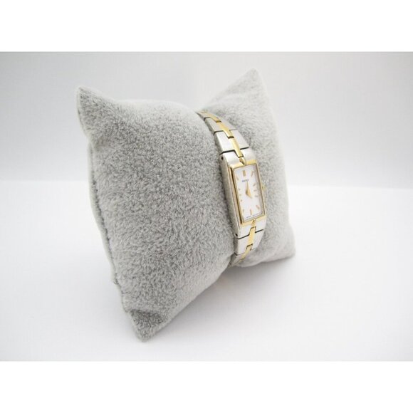 Women Seiko Quartz WR Analog 13mm Tank Watch (H889) "New Battery" 2E20-0AY0 - Picture 7 of 12